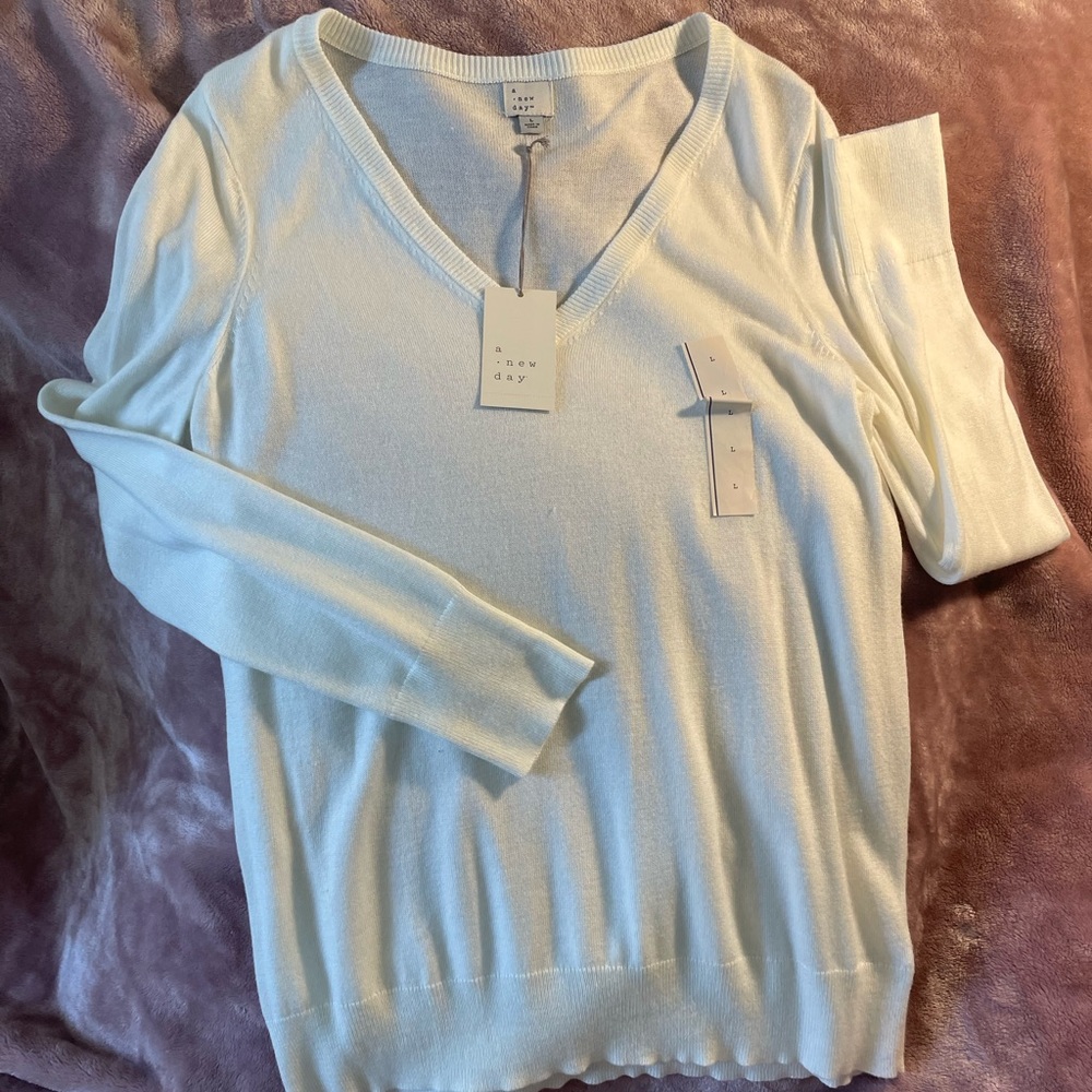 A New Day V-Neck Sweater NWT! - Picture 2 of 4